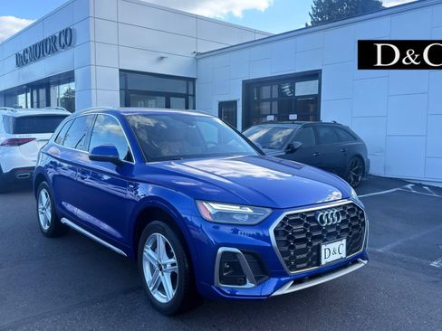 Used 2022 Audi Q5 e Premium AWD/4WD image 1