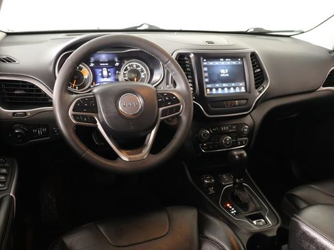 Used 2022 Jeep Cherokee Latitude Lux AWD/4WD image 2