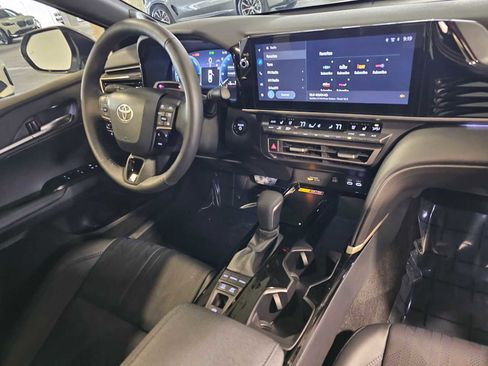 Used 2025 Toyota Camry XSE w/ Premium Plus Package image 36