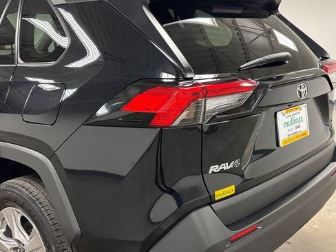 Used 2024 Toyota RAV4 XLE image 22