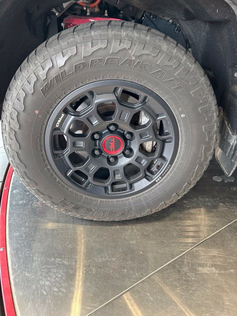 Used 2025 Toyota Sequoia TRD Pro AWD/4WD image 4