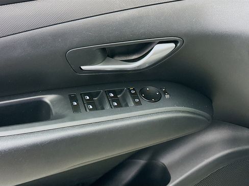 Used 2025 Hyundai Tucson SEL image 15