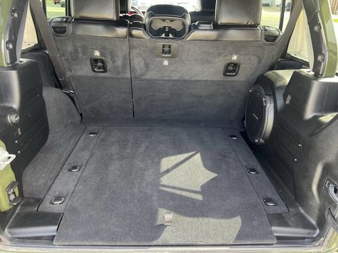 Used 2021 Jeep Wrangler Unlimited Rubicon image 30