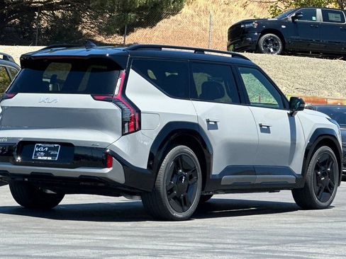 New 2026 Kia EV9 GT-Line AWD/4WD image 4