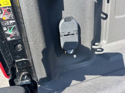 Used 2024 Chevrolet Silverado 2500 LTZ w/ LTZ Plus Package image 72