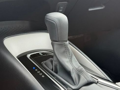 Certified 2025 Toyota Corolla LE FWD image 24