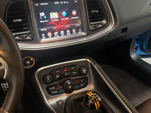 Used 2016 Dodge Challenger R/T Scat Pack w/ Leather Interior Group image 12