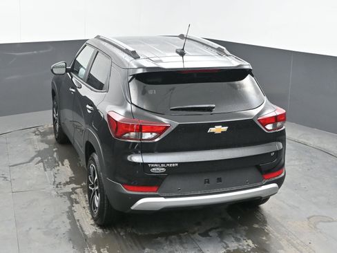 New 2026 Chevrolet TrailBlazer LT w/ Driver Confidence Package FWD image 37