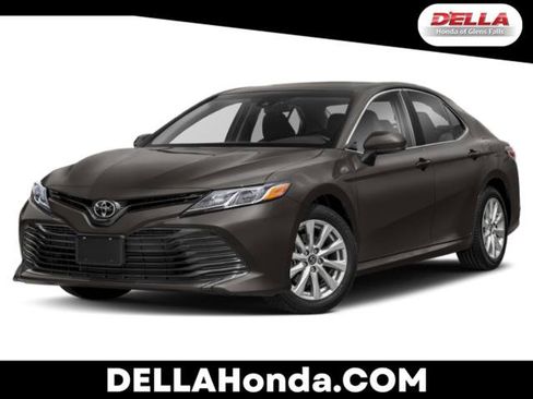 Used 2018 Toyota Camry LE w/ Protection Package (Q2) image 1