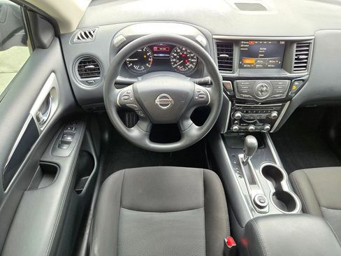 Used 2020 Nissan Pathfinder S AWD/4WD image 15