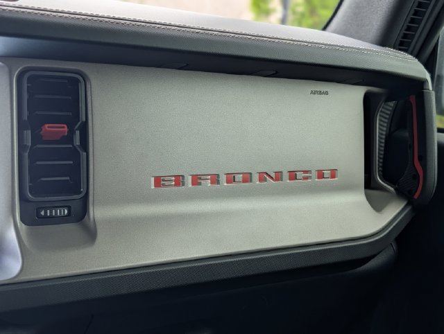 Used 2023 Ford Bronco Raptor AWD/4WD image 16