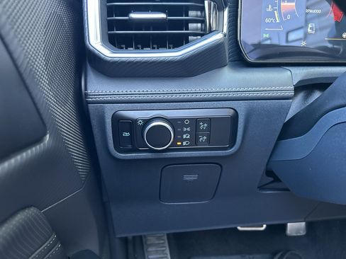 Used 2025 Ford Mustang Premium RWD image 23