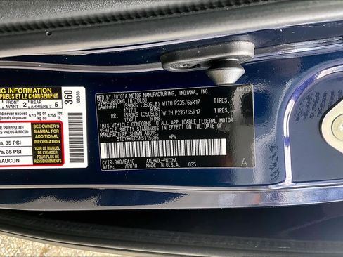 Used 2022 Toyota Sienna XLE image 35