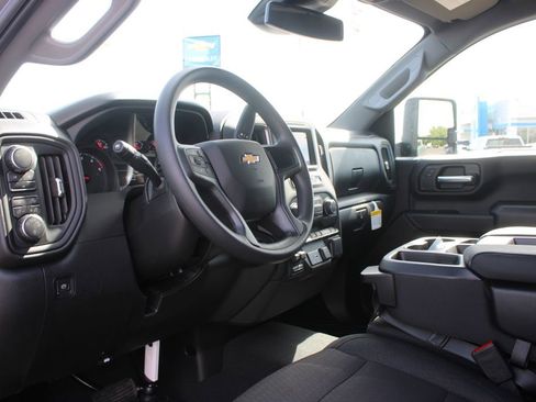 New 2026 Chevrolet Silverado 2500 Custom w/ Custom Value Package AWD/4WD image 22