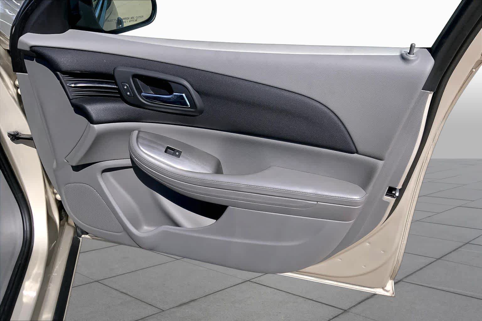 Used 2015 Chevrolet Malibu LS w/ Protection Package FWD image 22
