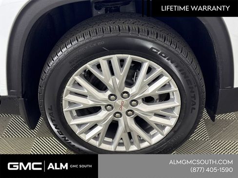 New 2026 GMC Acadia Elevation w/ Elevation Premium Package FWD image 14