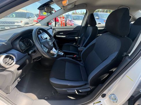 Used 2025 Nissan Versa SV FWD image 20