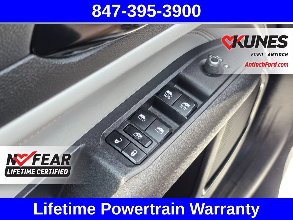 Used 2025 Jeep Compass Limited AWD/4WD image 43