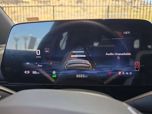 Used 2025 Chevrolet Blazer EV LT AWD/4WD image 12