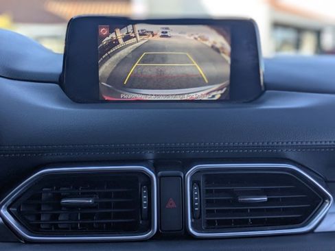 Used 2018 MAZDA CX-5 Touring image 13