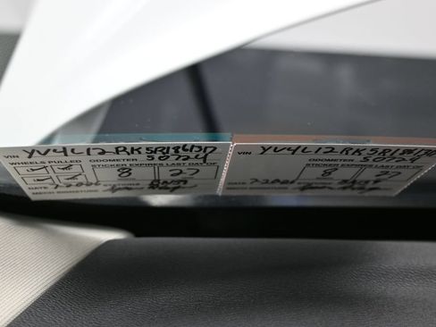 Used 2024 Volvo XC60 B5 Core w/ Protection Package Premier AWD/4WD image 8