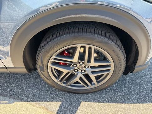 New 2026 Ford Explorer ST image 13