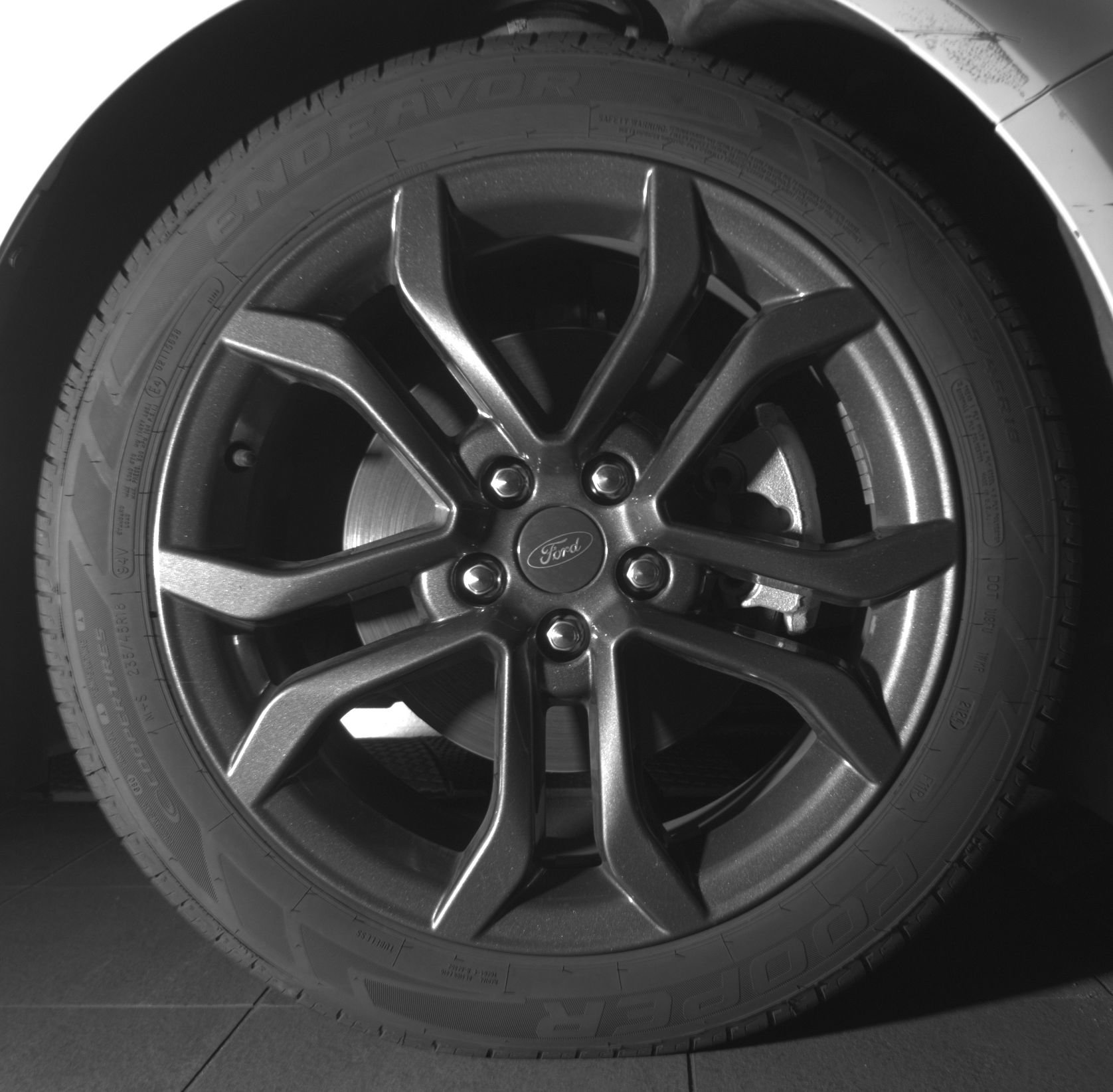Used 2018 Ford Fusion SE w/ Equipment Group 201A FWD image 12