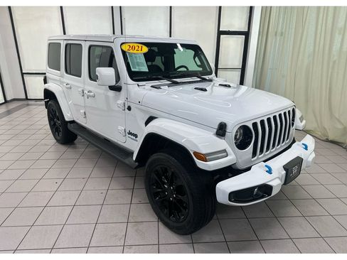 Used 2021 Jeep Wrangler Unlimited Sahara image 1