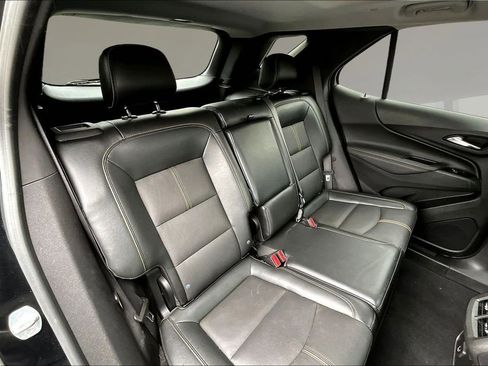 Used 2023 Chevrolet Equinox Premier AWD/4WD image 22