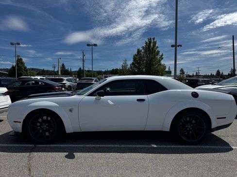 Used 2023 Dodge Challenger SRT Hellcat RWD image 8