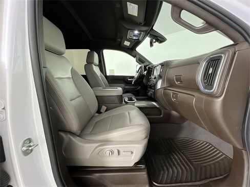 Used 2021 Chevrolet Silverado 3500 LTZ w/ LTZ Premium Package image 28