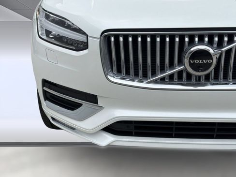 Certified 2024 Volvo XC90 B5 Plus w/ Protection Package Premier AWD/4WD image 29
