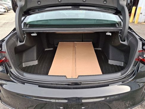 Used 2025 Acura TLX w/ Technology Package image 29