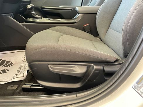 Used 2025 Kia K4 LXS image 22
