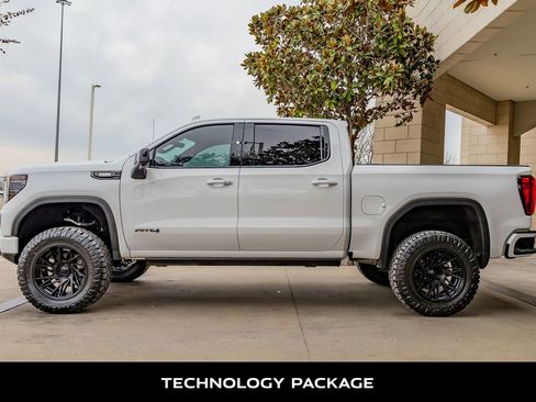 Used 2023 GMC Sierra 1500 AT4 w/ Technology Package image 6