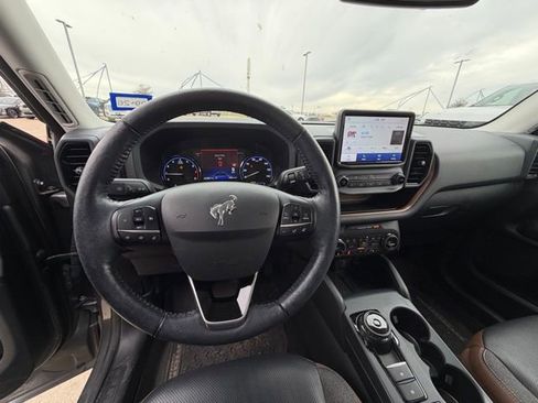 Used 2021 Ford Bronco Sport Outer Banks image 13