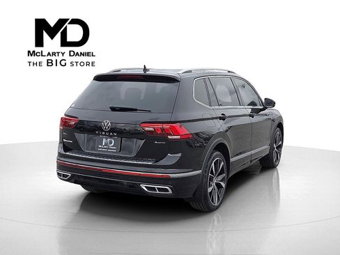 Used 2022 Volkswagen Tiguan SEL R-Line image 5