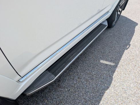 Used 2014 Toyota 4Runner Limited RWD image 9