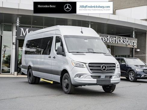 New 2025 Mercedes-Benz Sprinter 3500 image 1