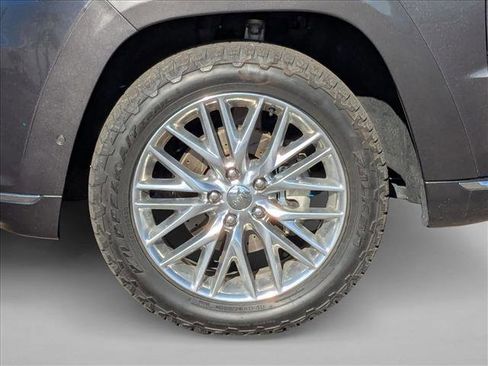 Used 2017 Jeep Grand Cherokee Summit image 15