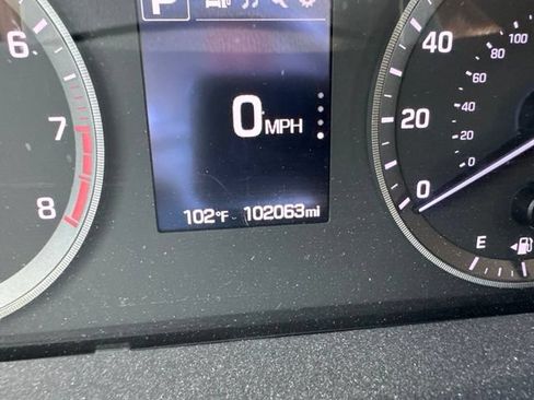 Used 2015 Hyundai Sonata Limited FWD image 9