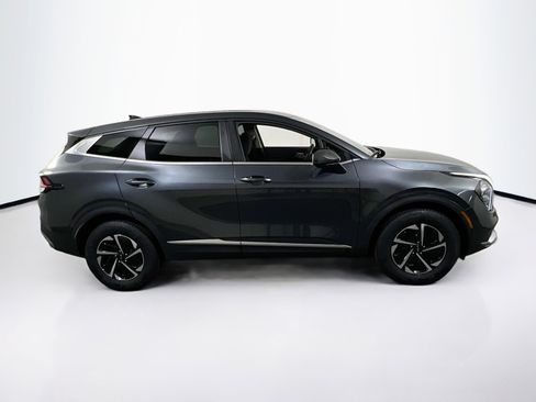 Used 2023 Kia Sportage LX AWD/4WD image 4