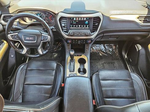 Used 2017 GMC Acadia Denali AWD/4WD image 22