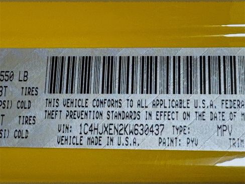 Used 2019 Jeep Wrangler Unlimited Sahara w/ Cold Weather Group image 30