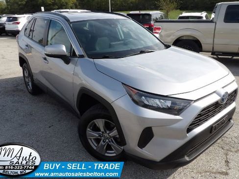 Used 2022 Toyota RAV4 LE image 27