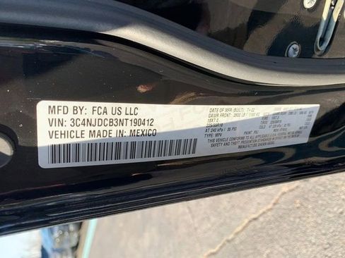 Used 2022 Jeep Compass Limited image 24