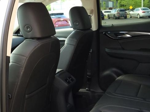 Used 2023 Buick Envision Essence AWD/4WD image 32