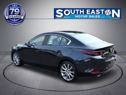Used 2019 MAZDA MAZDA3 Sedan w/ Select Package FWD image 5