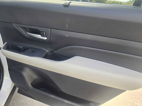 Used 2024 Toyota Grand Highlander XLE image 13