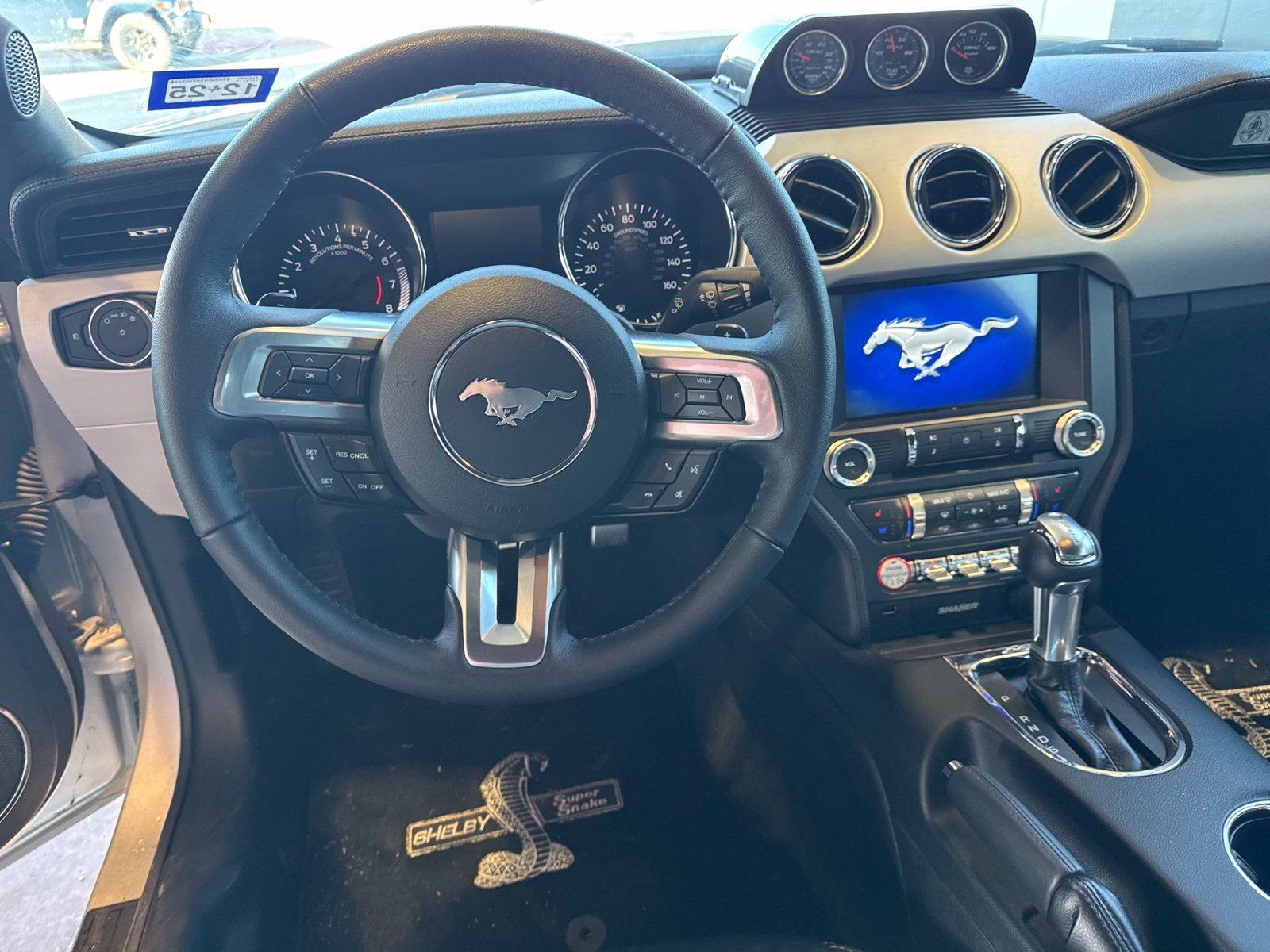 Used 2017 Ford Mustang GT Premium w/ Equipment Group 401A RWD image 12